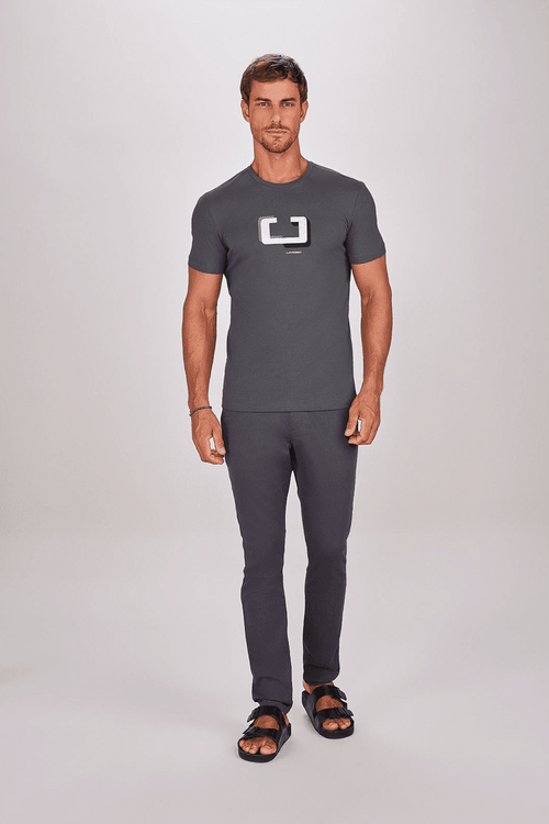CAMISETA MANGA CURTA LOGOMANIA 3D