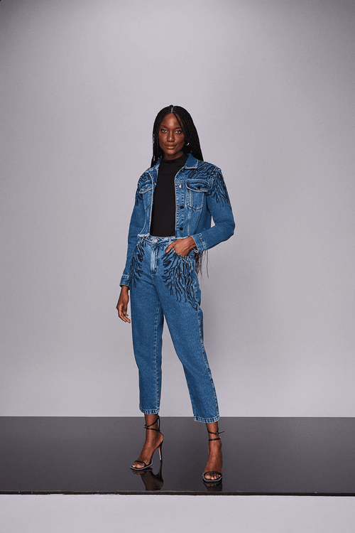 JAQUETA CROPPED COM BARRA DESFIADA