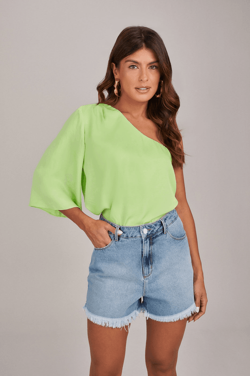 SHORTS JEANS MOM BARRA DESFIADA