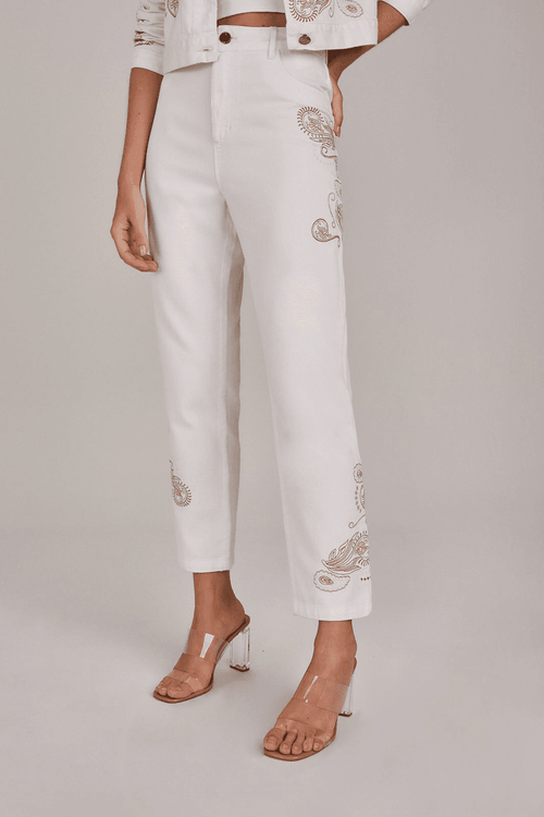 CALÇA SARJA NEW STRAIGHT COM BORDADO CASHMERE