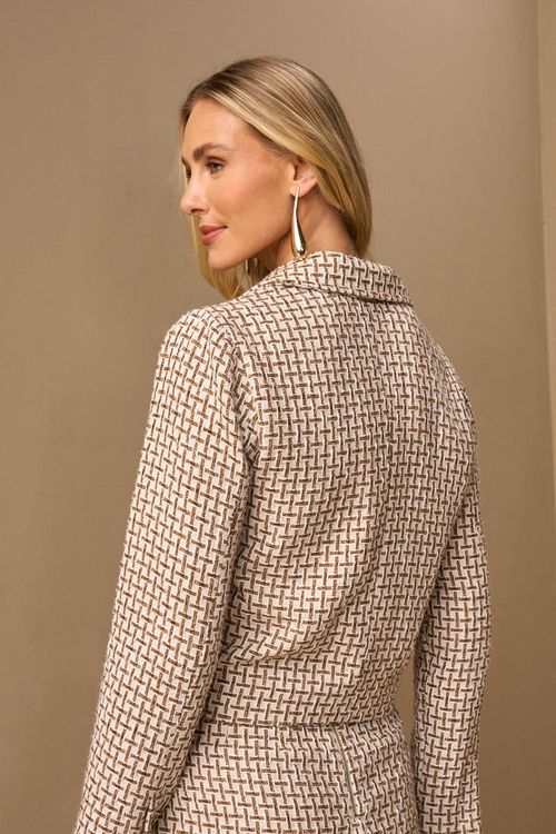 CASACO TWEED COM BOLSOS