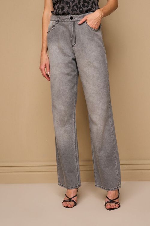 CALÇA JEANS WIDE LEG COM BORDADO