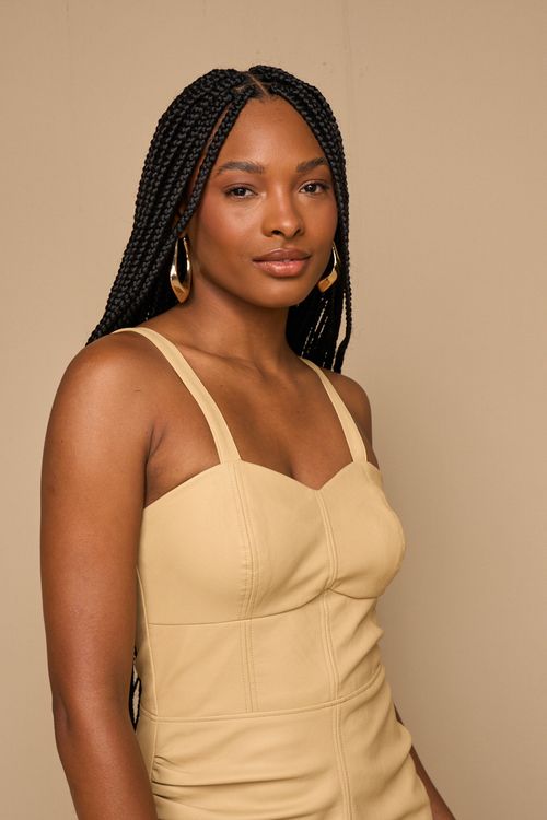 VESTIDO MIDI COM DECOTE PRINCESA