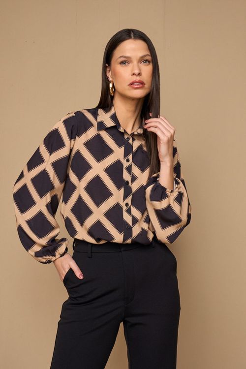 CAMISA DE BOTÃO ESTAMPADA
