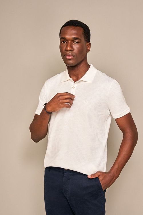 PÓLO REGULAR FIT COM TEXTURA