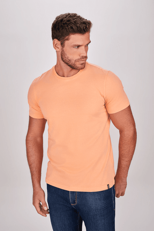 CAMISETA MANGA CURTA BASICA COM TINGIMENTO