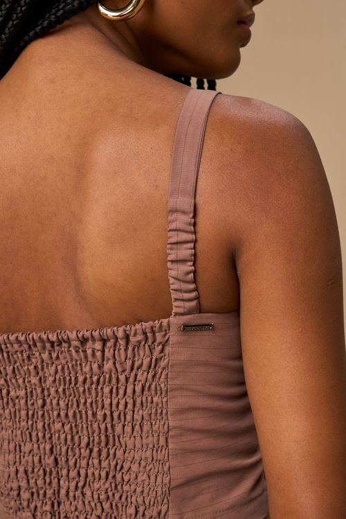 TOP CROPPED