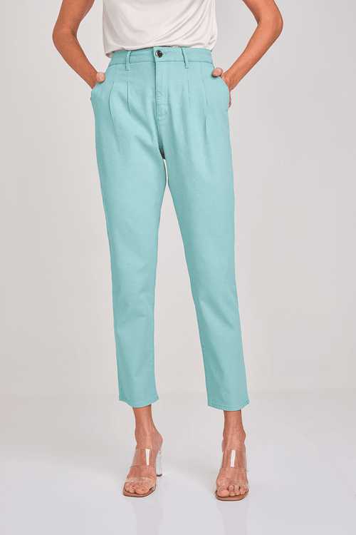 CALÇA MOM DE SARJA COM LINHO