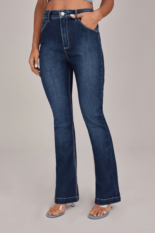 CALÇA JEANS SKINNY FLARE MIGNON BODY SLIM