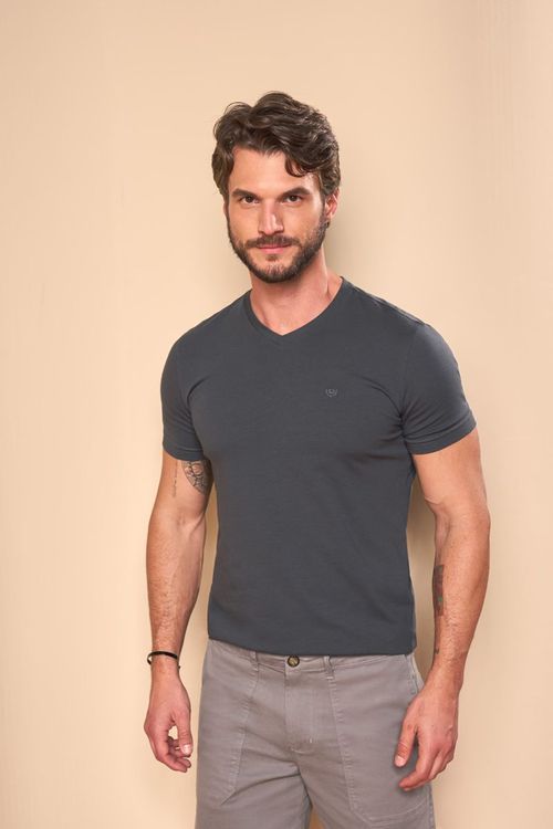CAMISETA SLIM FIT BÁSICA