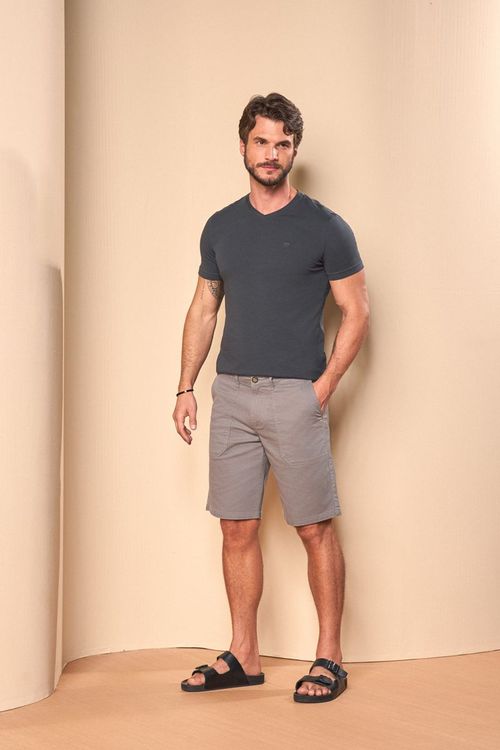 CAMISETA SLIM FIT BÁSICA