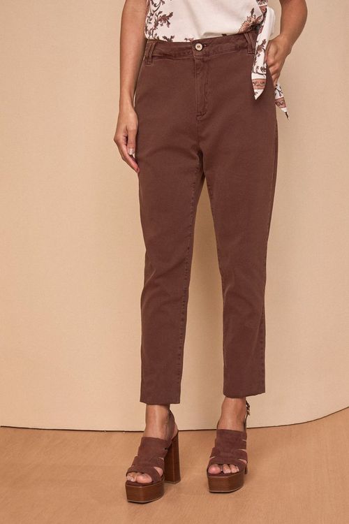 CALÇA MOM DE SARJA COM LINHO